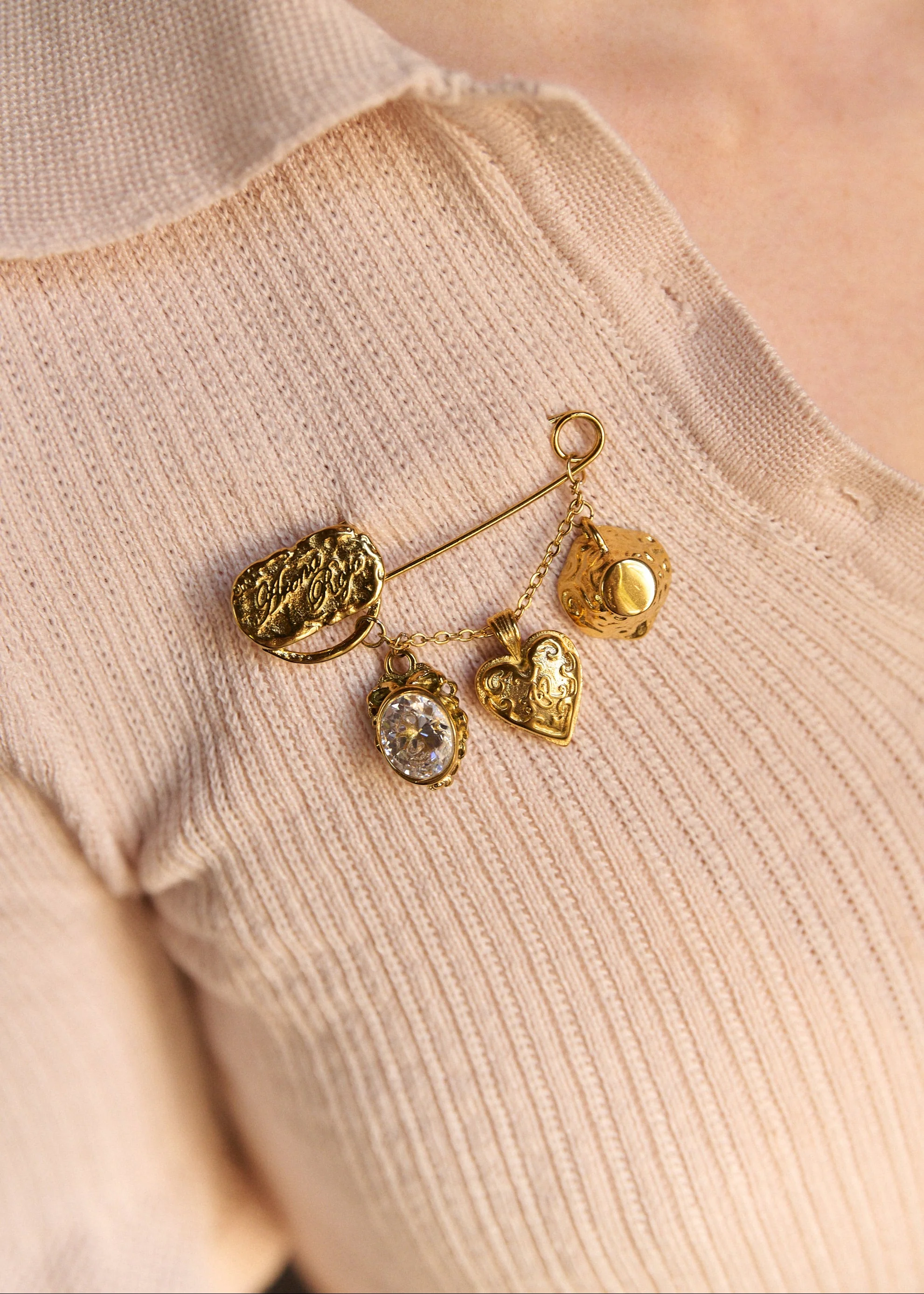 PETRA BROOCH - Image 4