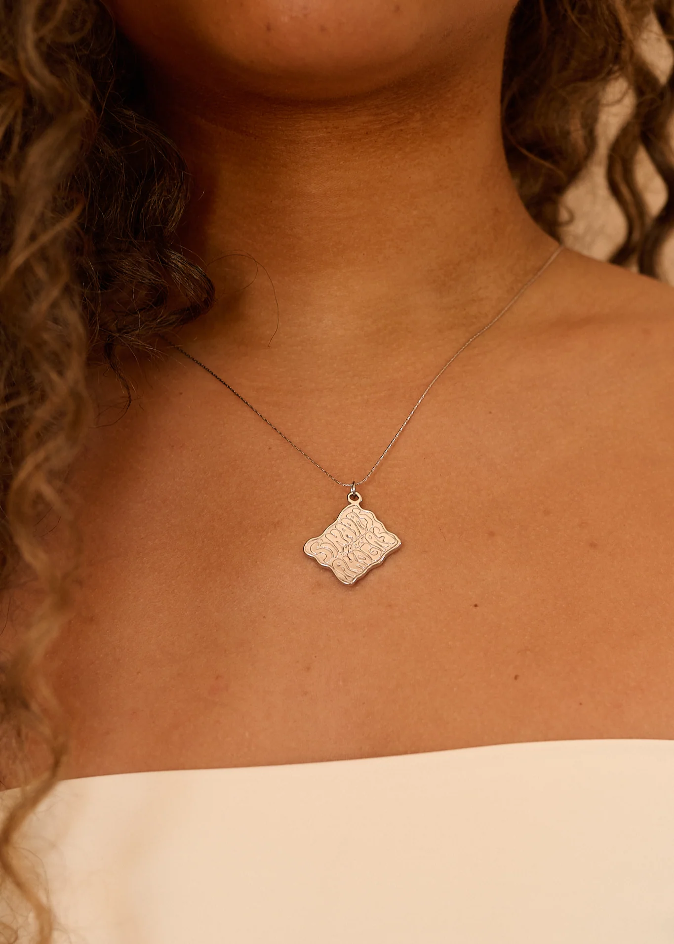 SI NADAS NO TE AHOGAS NECKLACE PLATA - Image 2